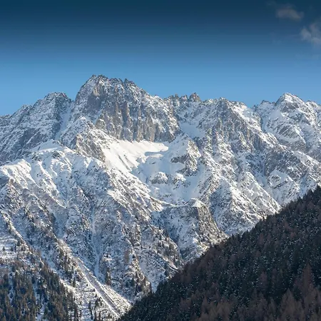 Alpen Ponte Di Legno
